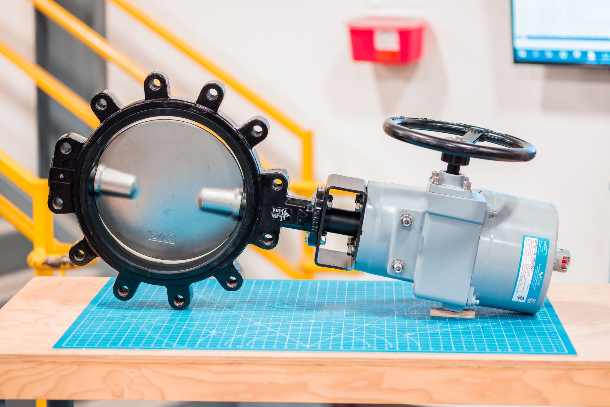 Electric Actuator and Resilient Lug Butterfly Valve Assembly